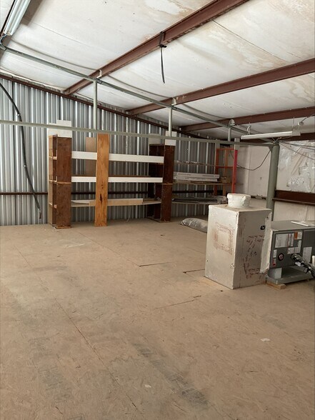 More Photos Of 11990 Old Wellborn Rd, College Station Self Storage For Lease
