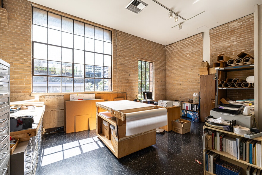 Primary Photo Of 657 Howard St, San Francisco Loft Creative Space For Lease