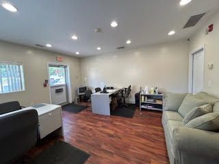 More Photos Of 589 Pawtucket Ave, Pawtucket Auto Dealership For Lease