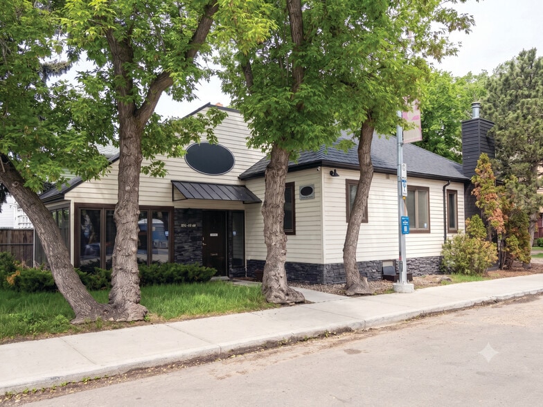 More Photos Of 8210 108 St, Edmonton Office For Sale