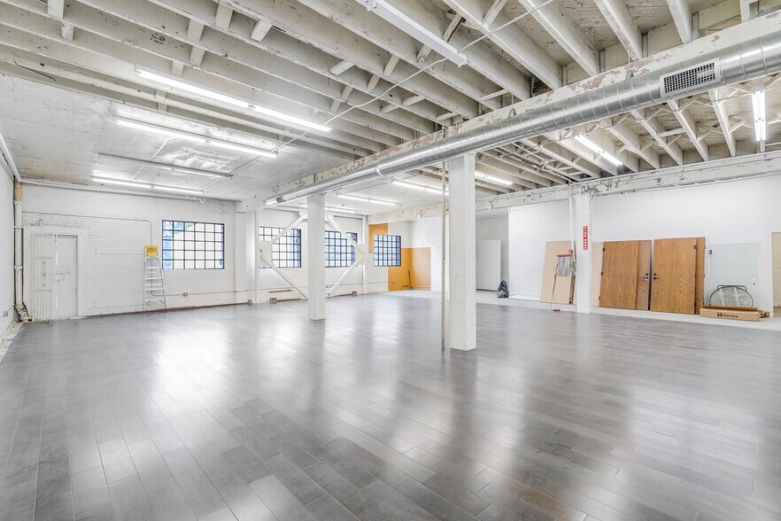 More Photos Of 823 S Los Angeles St, Los Angeles Loft Creative Space For Lease