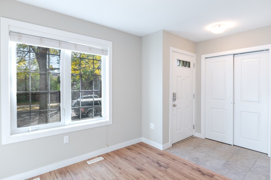 More Photos Of 10204-10210 113 Ave NW, Edmonton Apartments For Sale