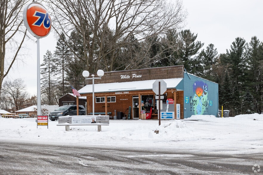 Primary Photo Of 515 Lincoln Dr, Wyoming Convenience Store For Sale