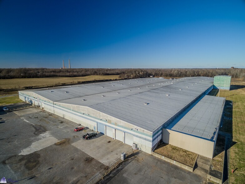 Primary Photo Of 7845 Carneal Rd, West Paducah Warehouse For Lease