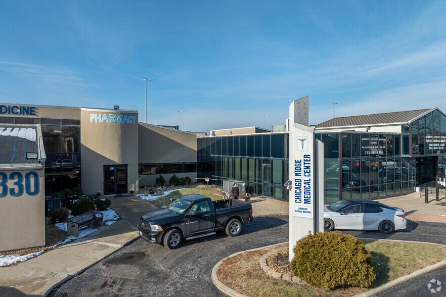 More Photos Of 9830 Ridgeland Ave, Chicago Ridge Healthcare For Lease