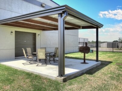 More Photos Of 8152 Spring Cypress Rd, Spring Light Distribution For Sale