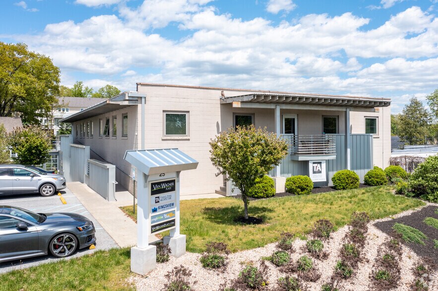 More Photos Of 25 Van Wagner Rd, Poughkeepsie Office For Lease