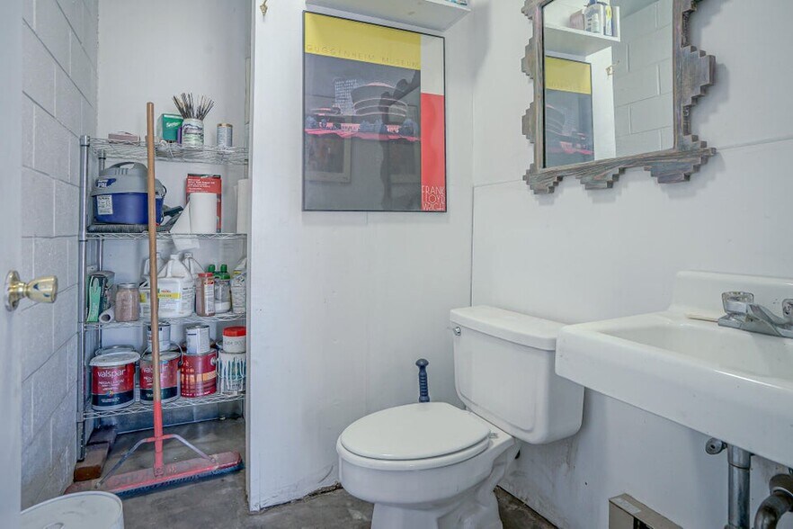 More Photos Of 105 W Ryus Ave, La Veta Storefront For Sale