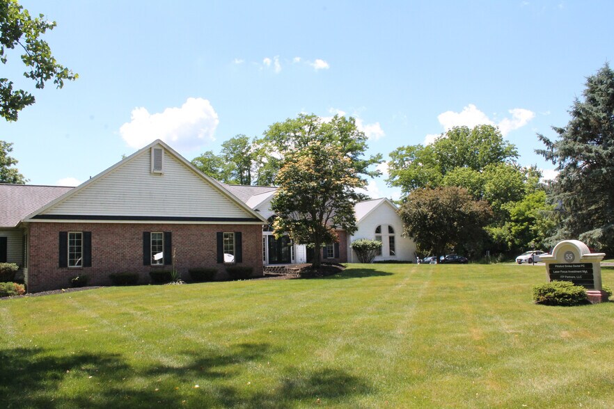 More Photos Of 55 Sullys Trl, Pittsford Office For Lease