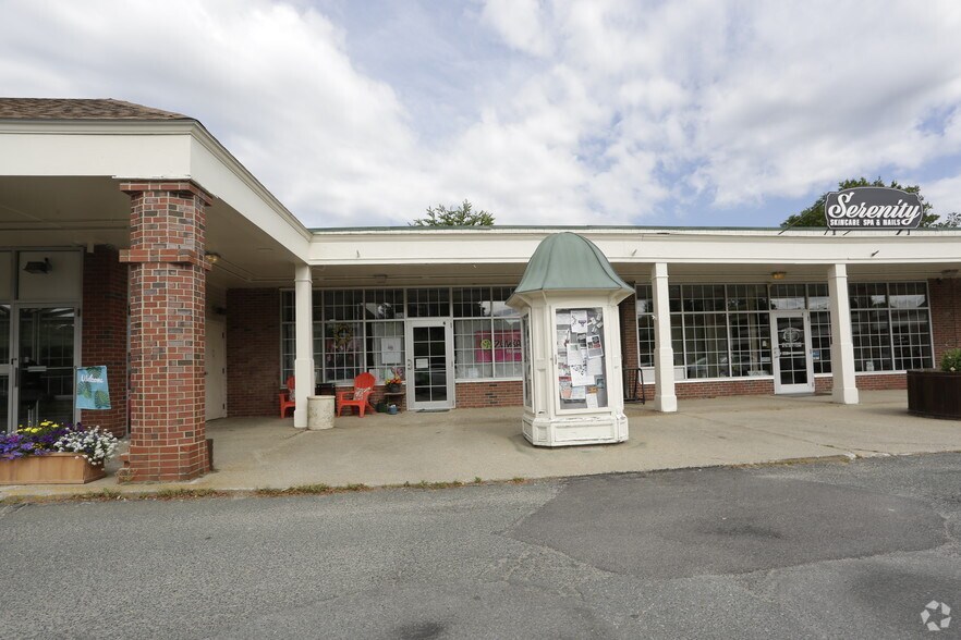 More Photos Of 30 Main St, Topsfield Unknown For Lease