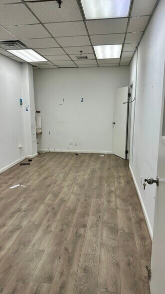 More Photos Of 4401 2nd Ave, Brooklyn Warehouse For Lease