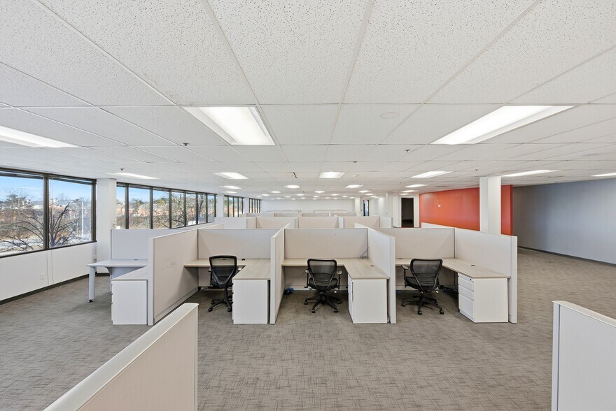 More Photos Of 8790 Governors Hill Dr, Cincinnati Office For Lease
