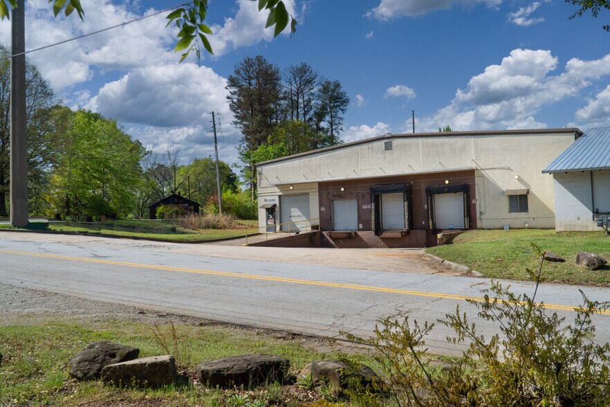 More Photos Of 25 Word St, Fairburn Warehouse For Sale