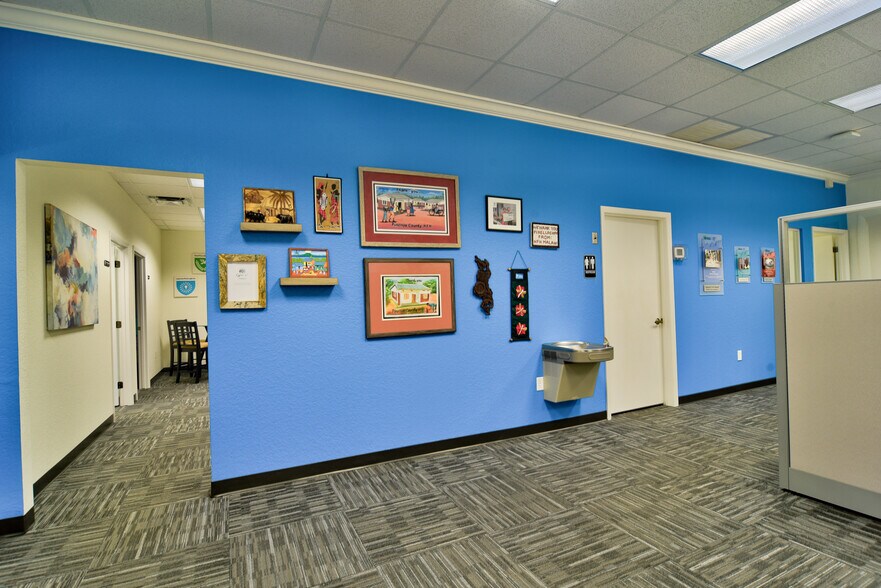 More Photos Of 4500 140th Ave N, Clearwater Unknown For Lease