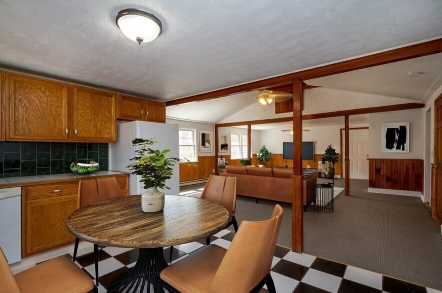 More Photos Of 87 Winthrop St, Rehoboth Storefront Retail Residential For Sale