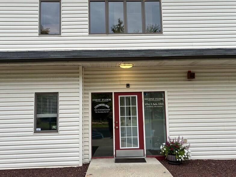 More Photos Of 812 Poole Ave, Hazlet Medical For Sale