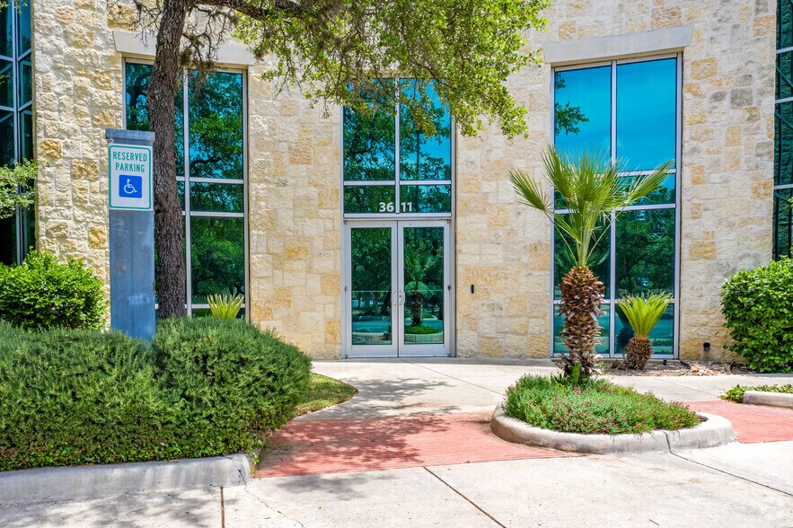 More Photos Of 3611 Paesanos Pky, San Antonio Office For Lease