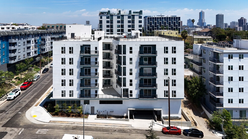 Primary Photo Of 1350 W Court St, Los Angeles Apartments For Sale