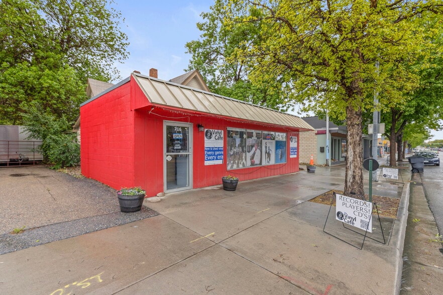 Primary Photo Of 716 Main St, Longmont General Retail For Lease