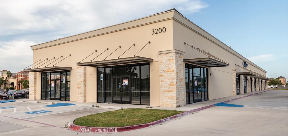 More Photos Of 3200 N McColl Rd, McAllen Storefront Retail Office For Sale