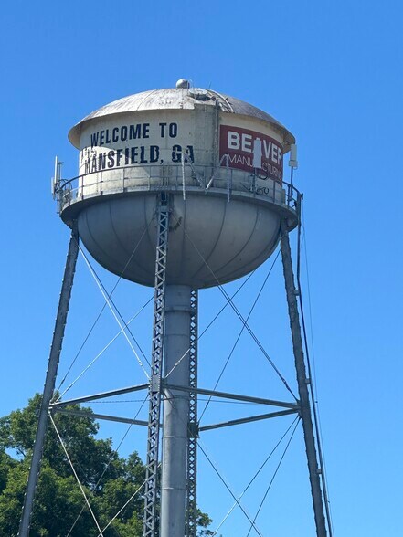 More Photos Of 3089 Main St, Mansfield Service For Lease