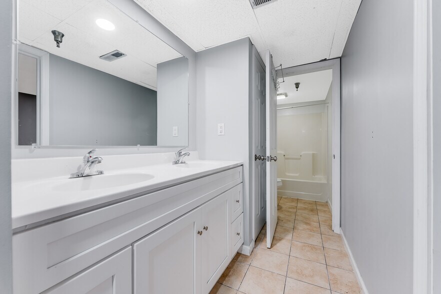 More Photos Of 471 Dallas St, Morgantown Apartments For Sale