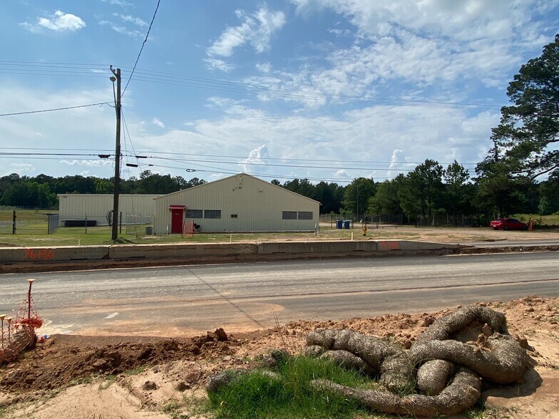 More Photos Of 1603 Industrial Blvd, Kilgore Unknown For Lease