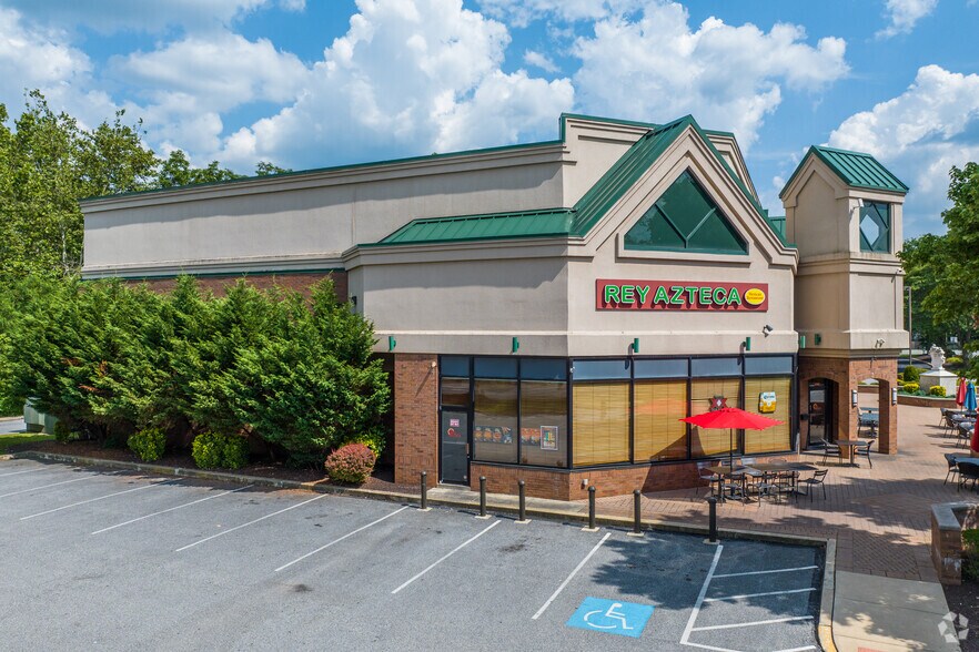 More Photos Of 4855 West Chester Pike, Newtown Square Unknown For Lease