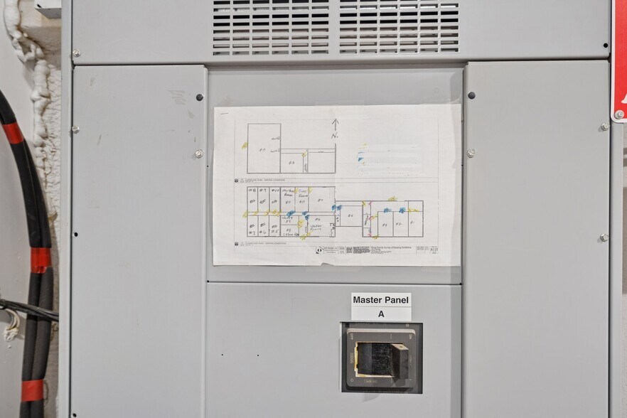 More Photos Of 12217 S Broadway, Edmond Warehouse For Sale