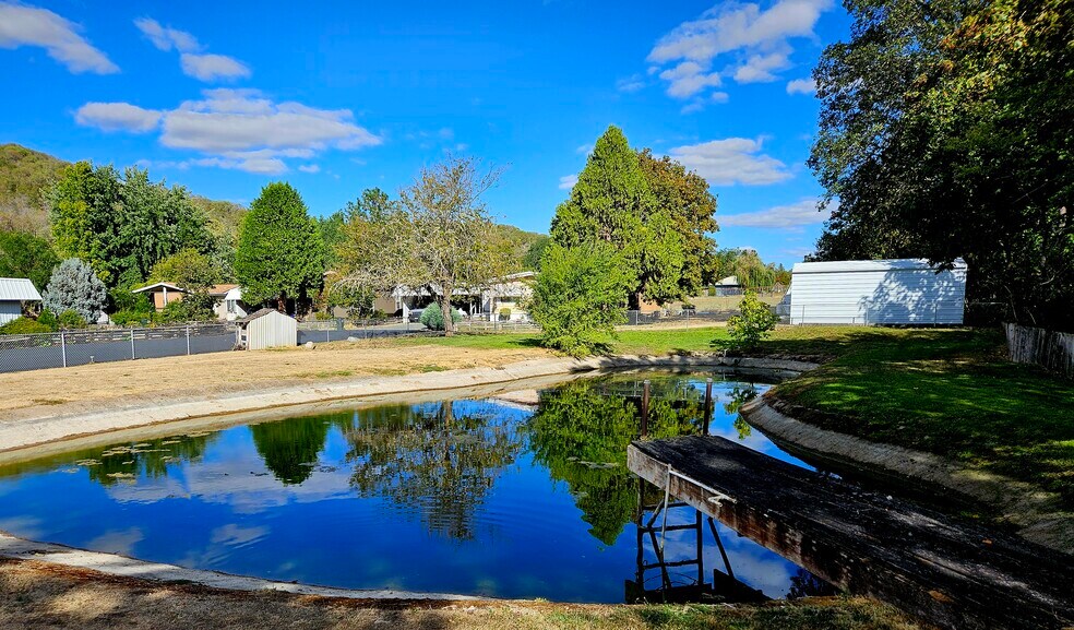 More Photos Of 6901 Old Stage Rd, Central Point Manufactured Housing Mobile Home Park For Sale