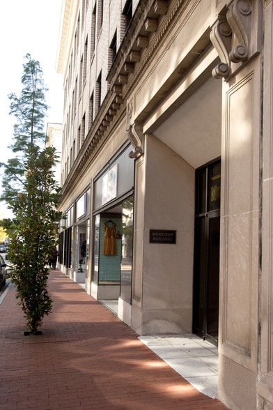 More Photos Of 815 Quarrier St, Charleston Office For Sale