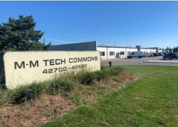 More Photos Of 42700-42786 Mound Rd, Sterling Heights Light Distribution For Lease
