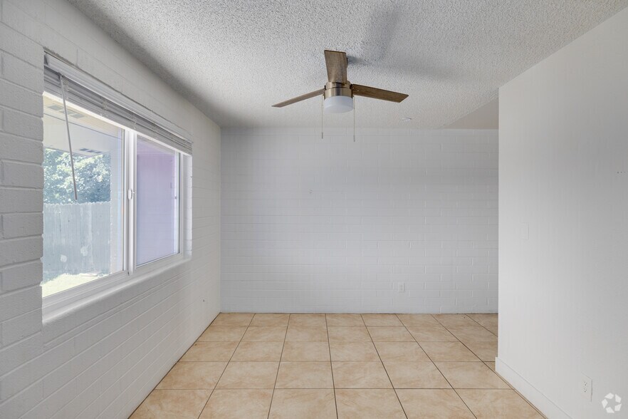 More Photos Of 510 N Horne, Mesa Apartments For Sale