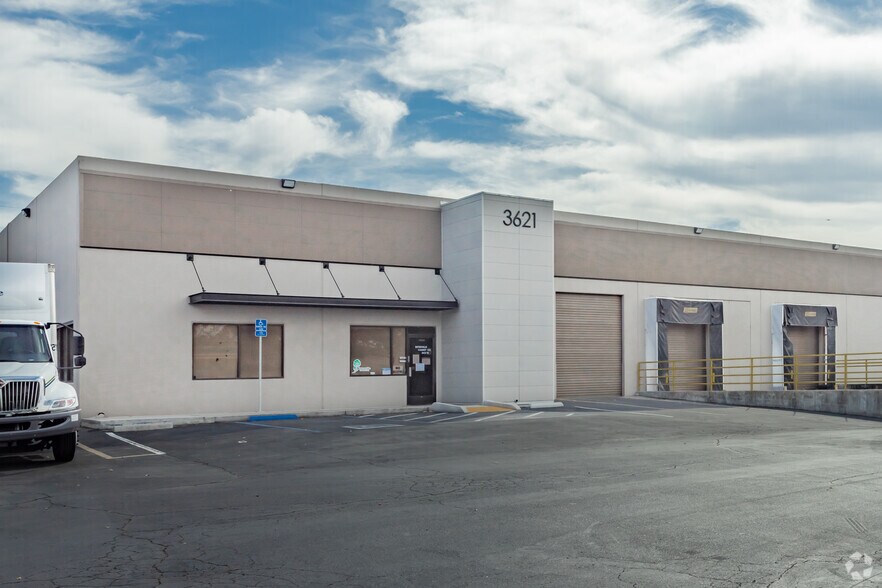 Primary Photo Of 3621 Seaport Blvd, West Sacramento Warehouse For Lease