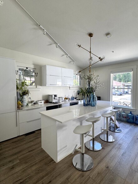 More Photos Of 49 Moraga Ave, San Francisco Office For Lease