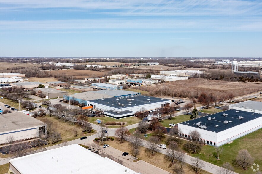 More Photos Of 1100 Kingsland Dr, Batavia Warehouse For Sale