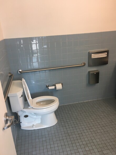 More Photos Of 261 Octavia Blvd, San Francisco Apartments For Lease