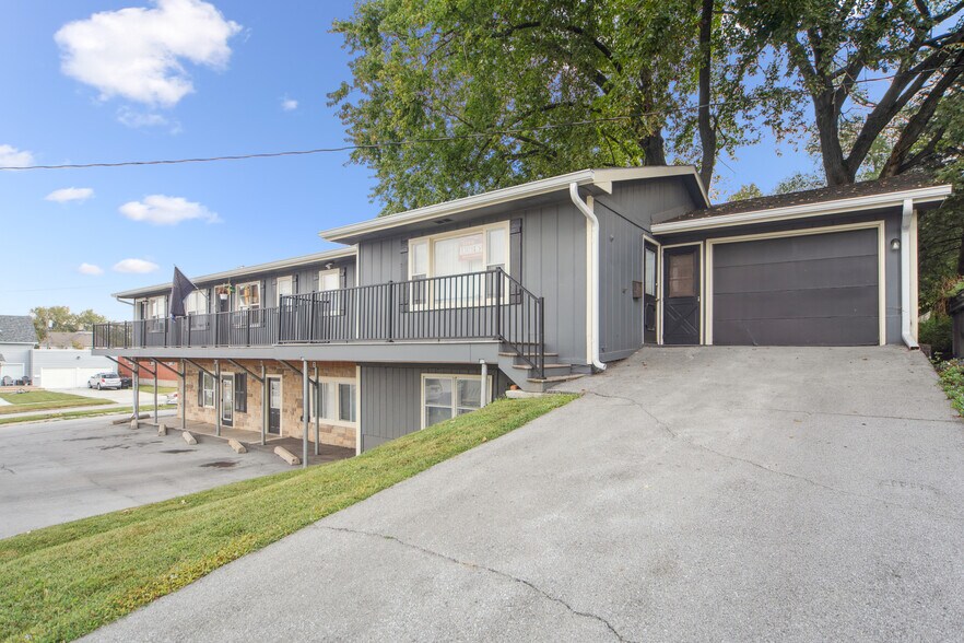 More Photos Of 14 N Elm St, Colfax Storefront Retail Residential For Sale