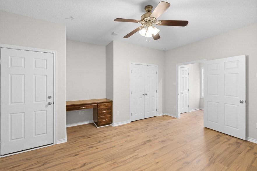 More Photos Of 307 Boyett St, College Station Apartments For Sale