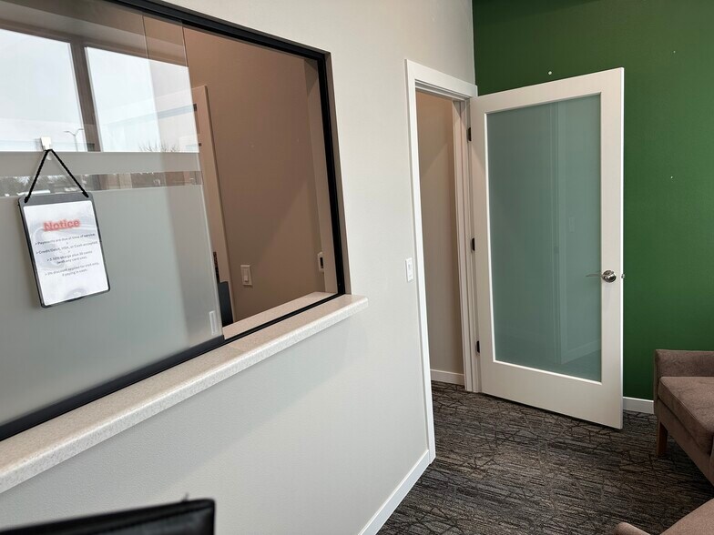 More Photos Of 2450 Post Rd, Plover Office For Lease