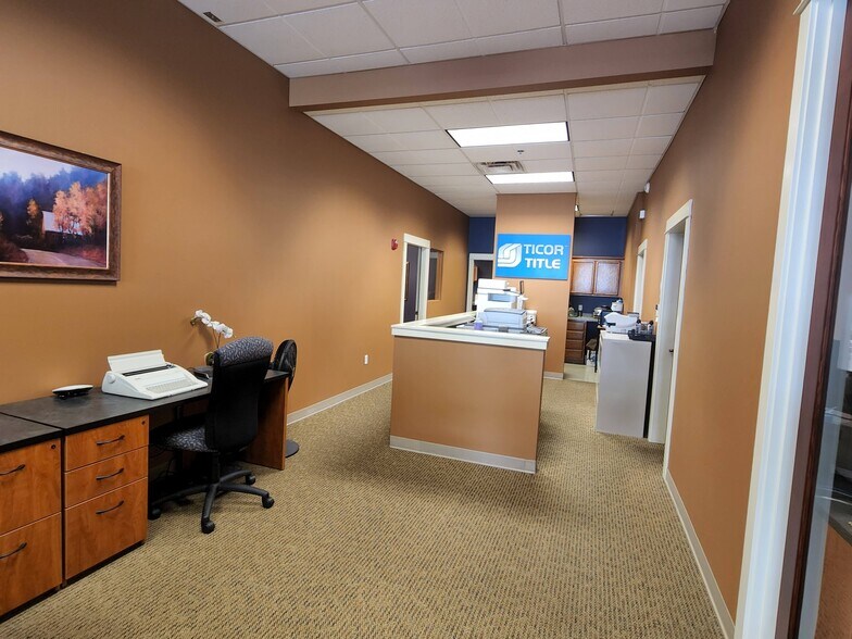 More Photos Of 180 Lithia Way, Ashland Office Residential For Sale