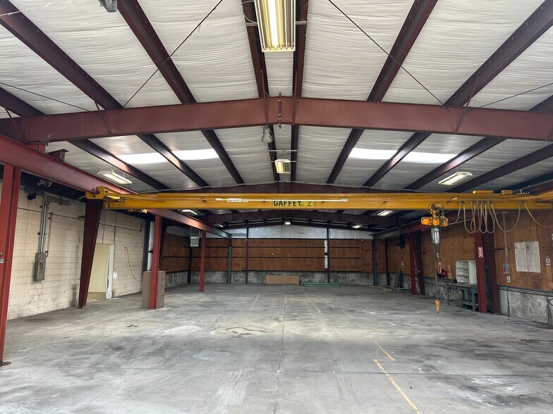 More Photos Of 61 N Peoria Ave, Tulsa Showroom For Lease