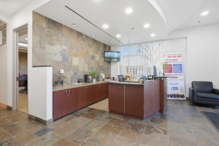 More Photos Of 5839 Pine Ave, Chino Hills Coworking Space