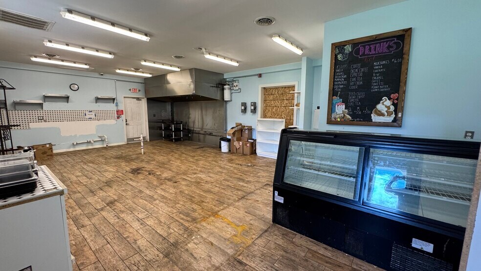 More Photos Of 3001 Moyer Rd, Hellertown Restaurant For Lease