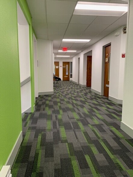 More Photos Of 541-591 Willamette St, Eugene Office For Lease