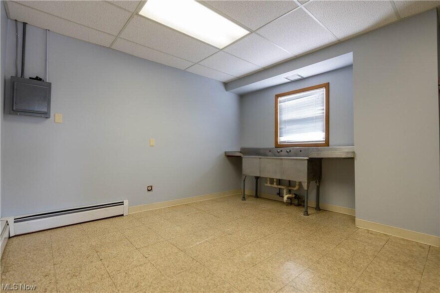 More Photos Of 29436 Euclid Ave, Wickliffe Office Residential For Lease