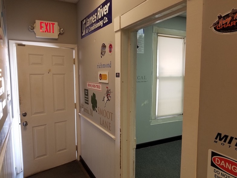 More Photos Of 3111 Norfolk St, Richmond Office For Sale