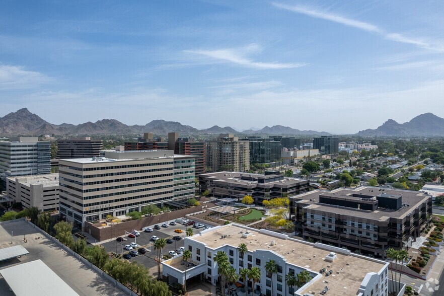 More Photos Of 2355 E Camelback Rd, Phoenix Office For Lease