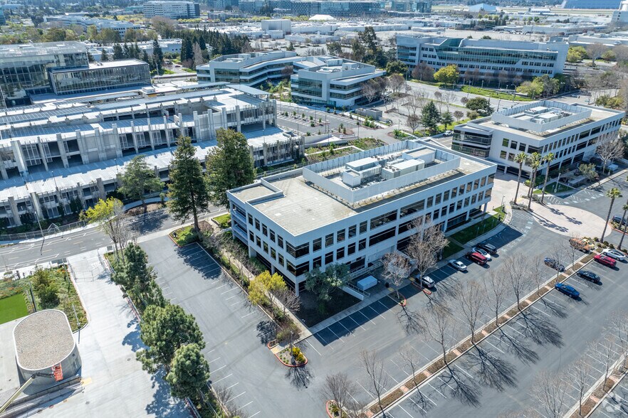 More Photos Of 1376 Bordeaux Dr, Sunnyvale Office For Lease