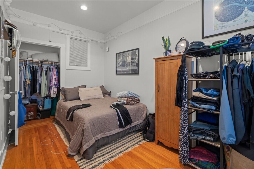 More Photos Of 425 Hyde St, San Francisco Apartments For Sale